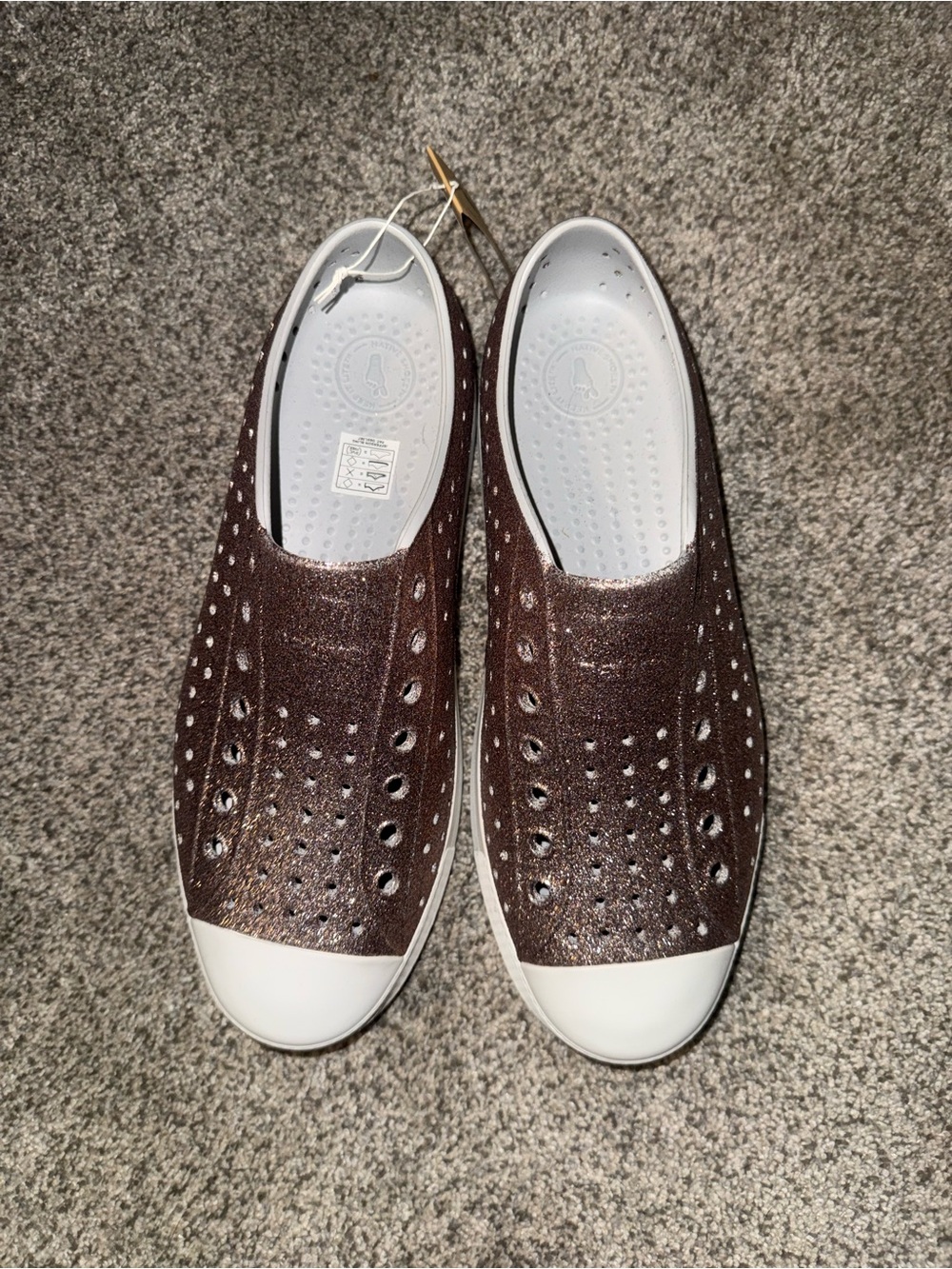 Women’s natives pink sparkle Slip-On Glitter Casual Sneakers nwt